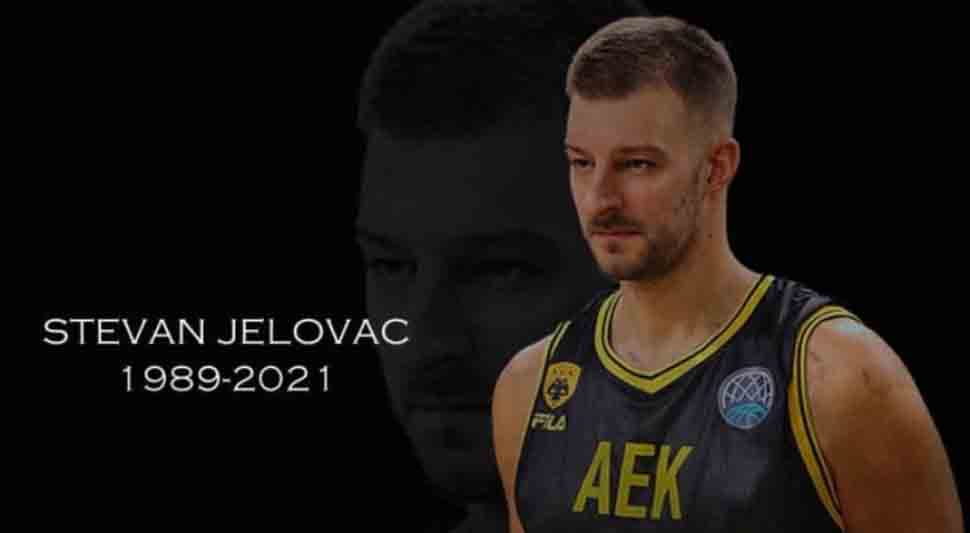 61b9e9ccc7736-stevan jelovac.jpg